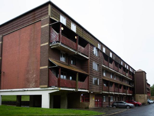 Flat for sale in Cumbernauld, Scotland