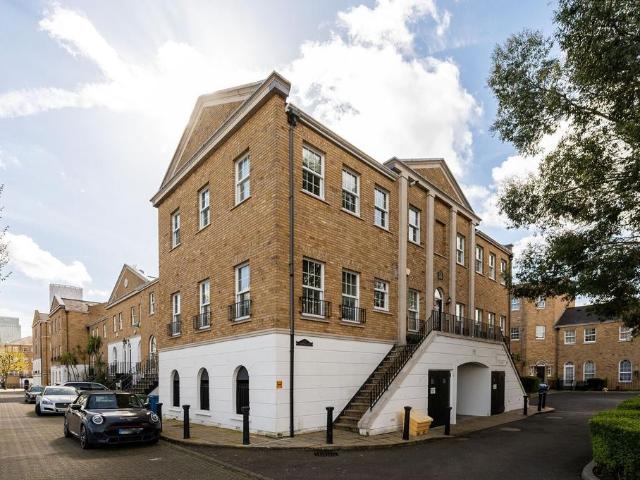 Flat for sale in Rotherhithe, Greater London