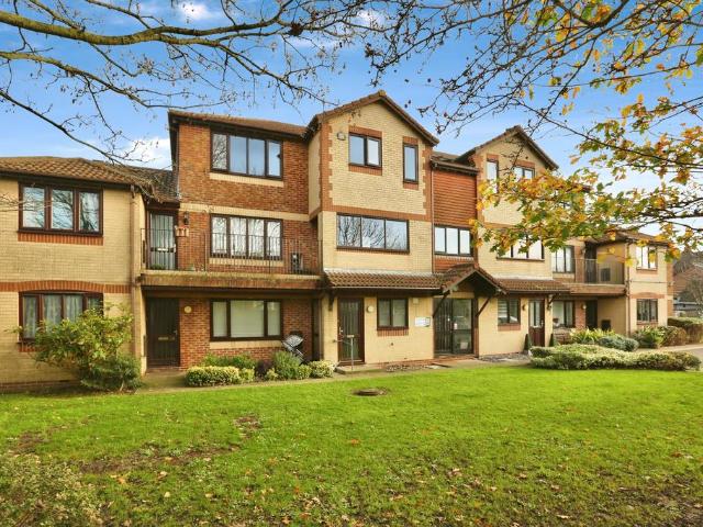 Flat for sale in Bitterne Manor, City Of Southampton