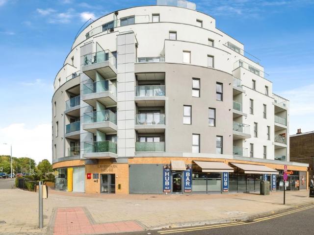 Flat for sale in Epping, Essex