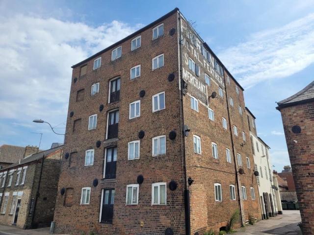 Flat for sale in Wisbech, Four Gotes