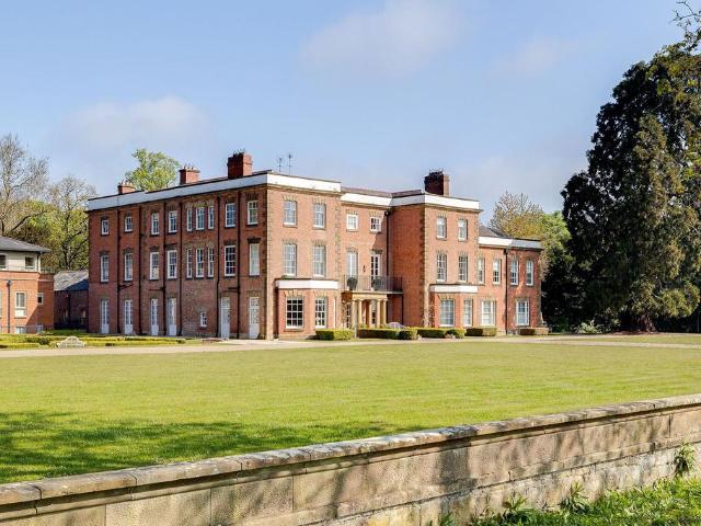 Flat for sale in Rossett, Wales