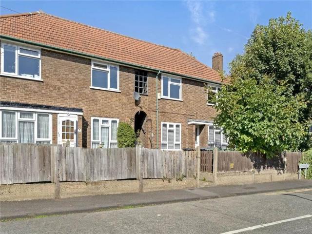 Flat for sale in Upper Walthamstow, Leyton