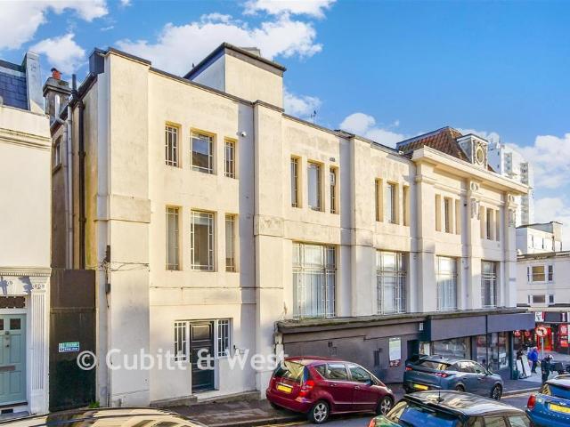 Flat for sale in Brunswick, Brighton & Hove