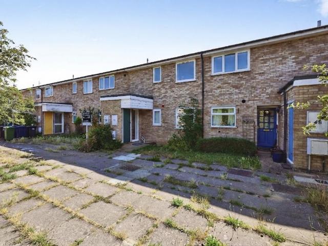 Flat for sale in Arrington, Cambridgeshire