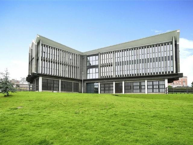 Flat for sale in Loundsley Green, East Midlands