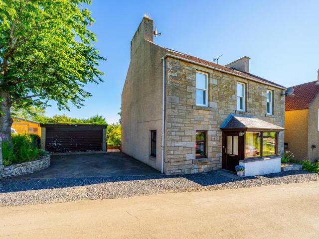 Flat for sale in Westfield, Cupar Muir