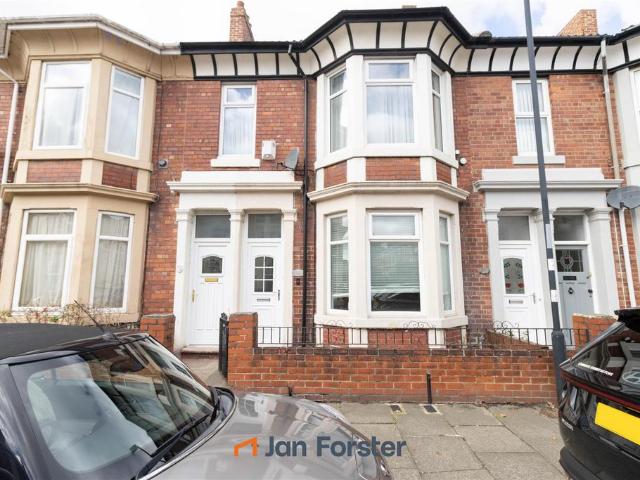 Flat for sale in North Shields, North Tyneside