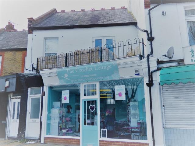 Flat for sale in Southchurch, Alton Barnes