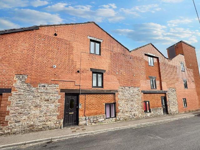 Flat for sale in Newton St Cyres, Devon