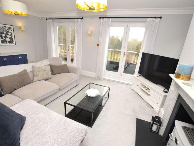 Flat for sale in Trench Wood, Bourne Vale