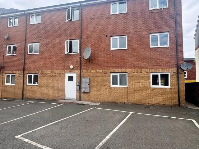 Flat for sale in Corby Village, Corby