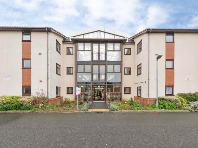 Flat for sale in Green Park, Milton Keynes