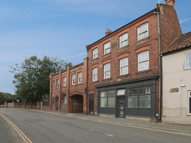 Flat for sale in Norton-on-derwent, North Yorkshire