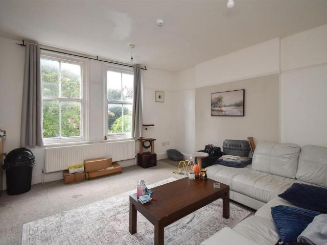 Flat for sale in Silverhill, Guestling Green