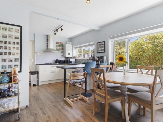 Flat for sale in Polegate, Cross In Hand