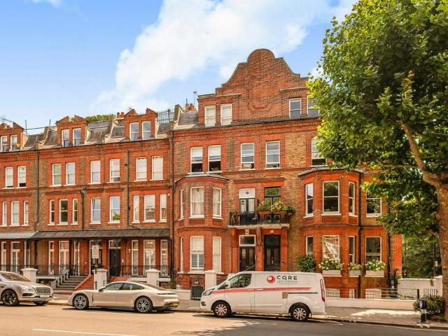 Flat for sale in Kensal Town, Maida Vale