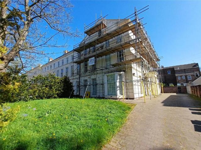 Flat for sale in Calderstones