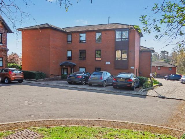 Flat for sale in Easington, Cherwell