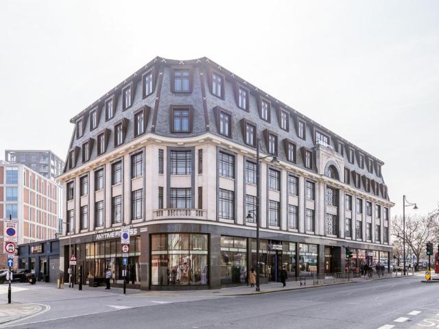Flat for sale in Brixton, Greater London