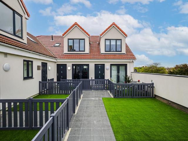 Flat for sale in Alton Barnes, Isle Of Man