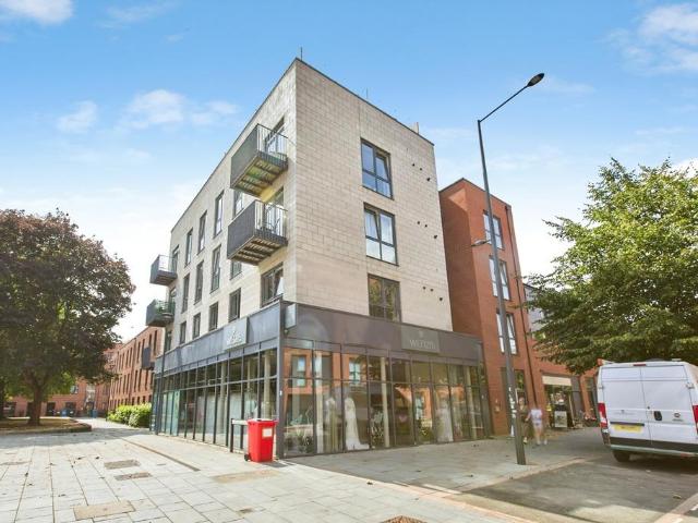 Flat for sale in New Normanton, East Midlands