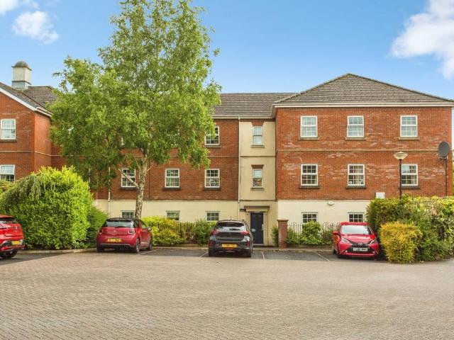 Flat for sale in Andertons Mill, Lancashire