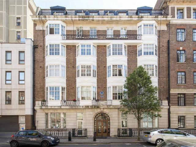 Flat for sale in East Marylebone, Marylebone