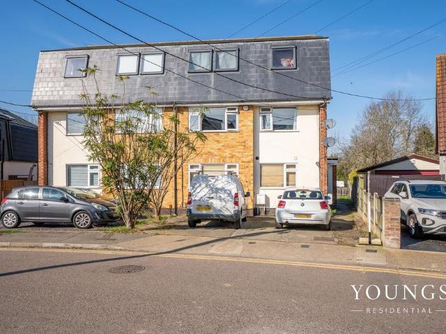 Flat for sale in South Benfleet, Castle Point