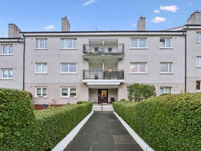 Flat for sale in New Cathcart, Glasgow