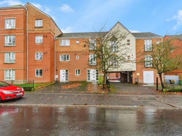 Flat for sale in Old Heath, Bilston