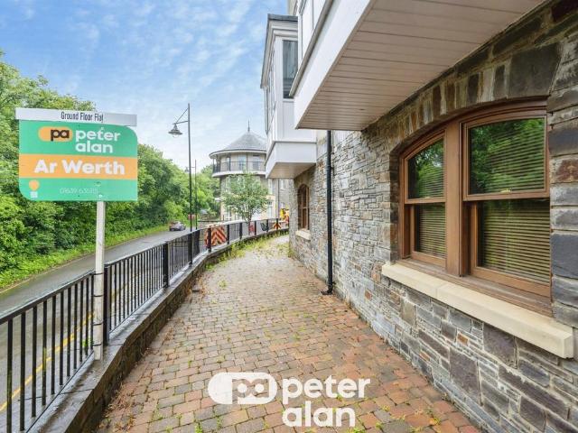 Flat for sale in Coedffranc, Llandarcy