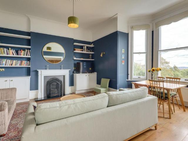 Flat for sale in London Borough of Lewisham, Greater London