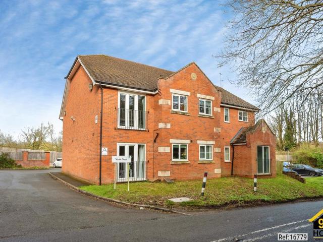 Flat for sale in Burcot, Bromsgrove