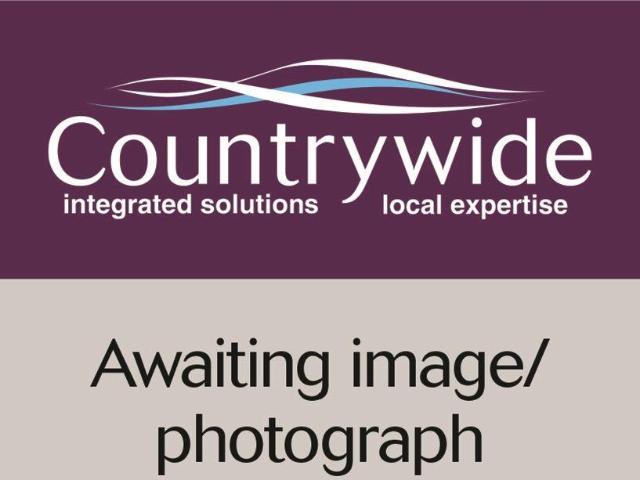 Flat for sale in Withycombe, Budlake