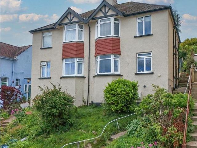 Flat for sale in Oldway, Livermead