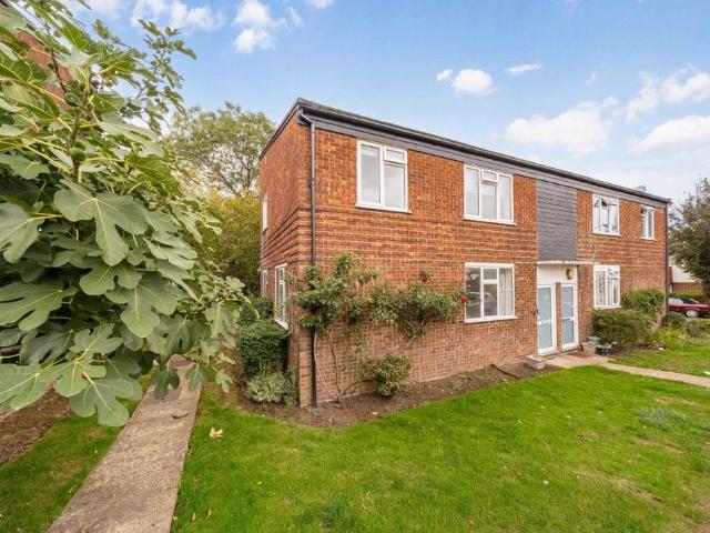 Flat for sale in London Borough of Brent, Greater London
