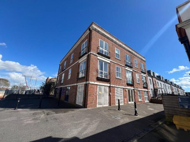 Flat for sale in Priddy's Hard, Middlecroft