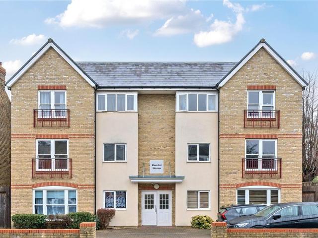 Flat for sale in London Borough of Lewisham, Greater London