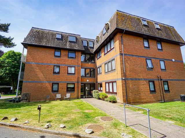 Flat for sale in St Leonards Green, Guestling Green