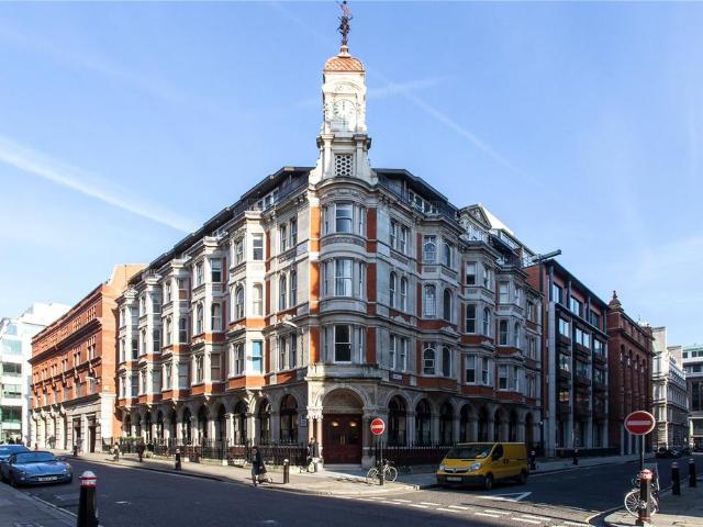 Flat for sale in Blackfriars, Lyons