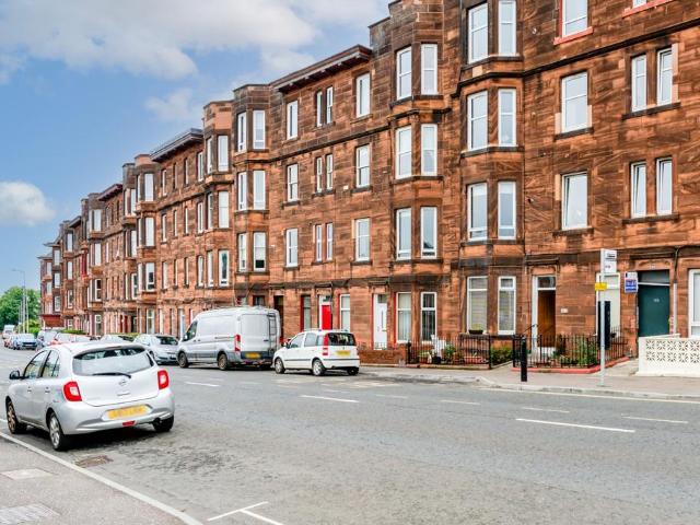Flat for sale in Leith Links, Scotland