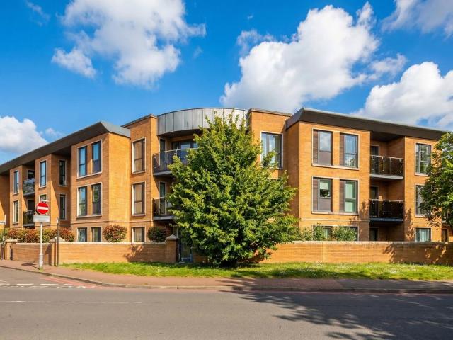 Flat for sale in Shirley, West Midlands