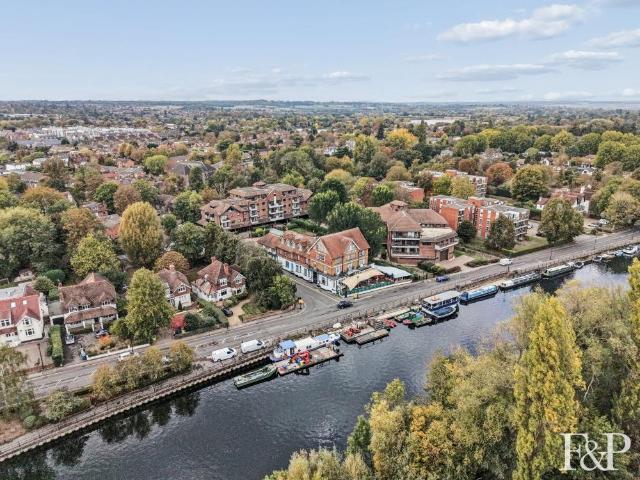 Flat for sale in Fishery, Maidenhead