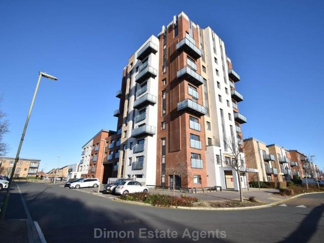 Flat for sale in Rowner, Middlecroft
