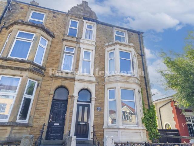 Flat for sale in Poulton-le-Sands, Bare