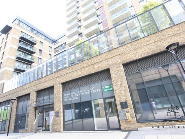 Flat for sale in Glyndon, Greater London