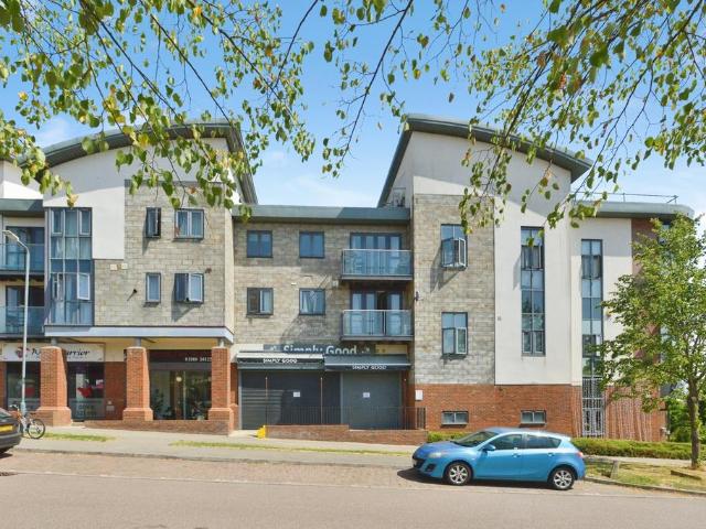 Flat for sale in Grange Farm, Shenley Church End