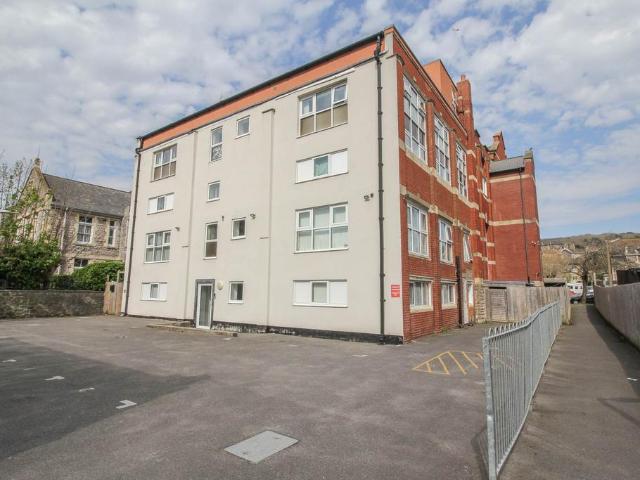 Flat for sale in Weston-super-mare, North Somerset