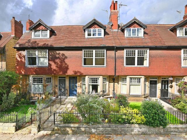 Flat for sale in High Harrogate, Harrogate